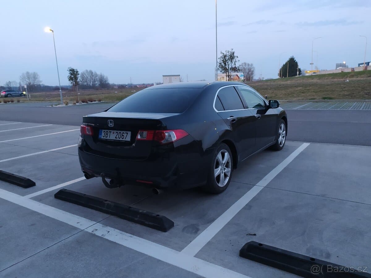 2010 Honda ACCORD - 6