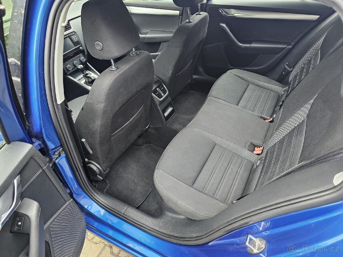 Škoda OCTAVIA - 6
