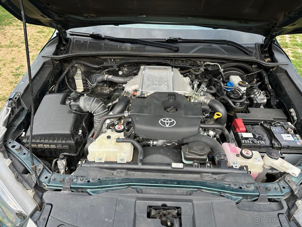 2021 Toyota HILUX - 6