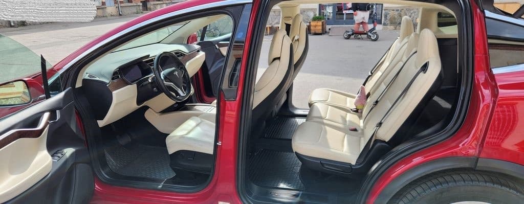 2018 Tesla MODEL X - 6