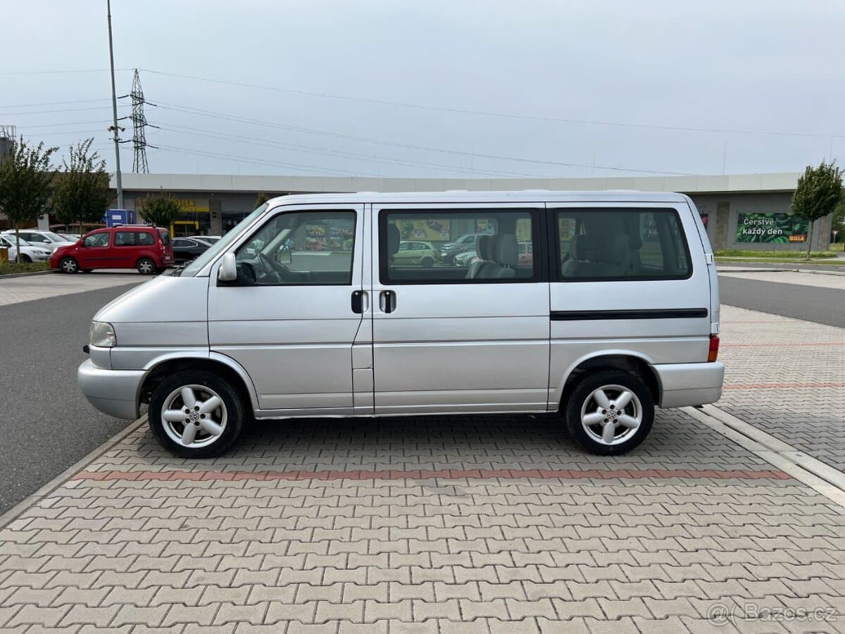 2003 Volkswagen CARAVELLE - 6