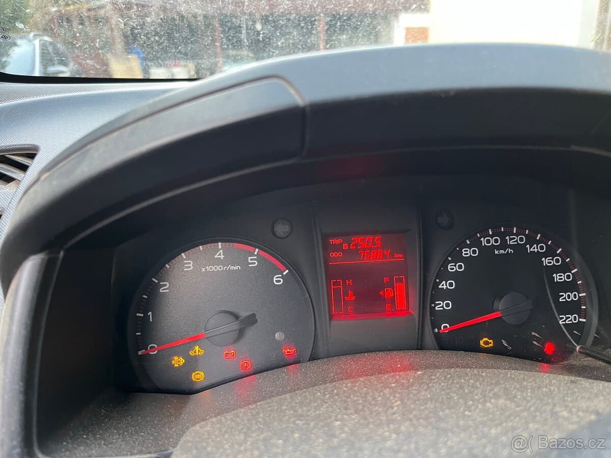 2013 Isuzu D-MAX - 6