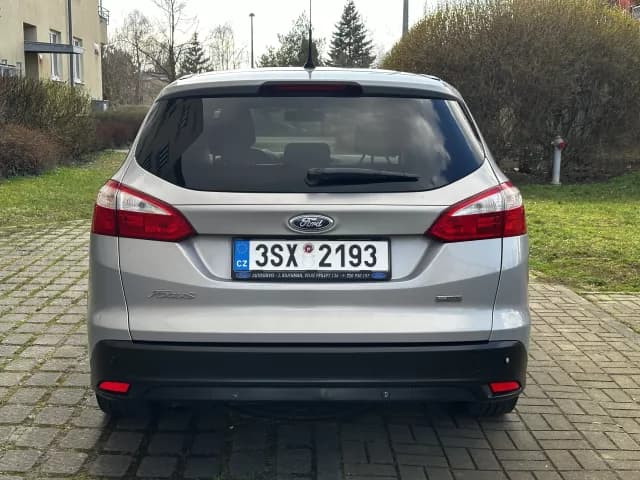 2012 Ford FOCUS - 6