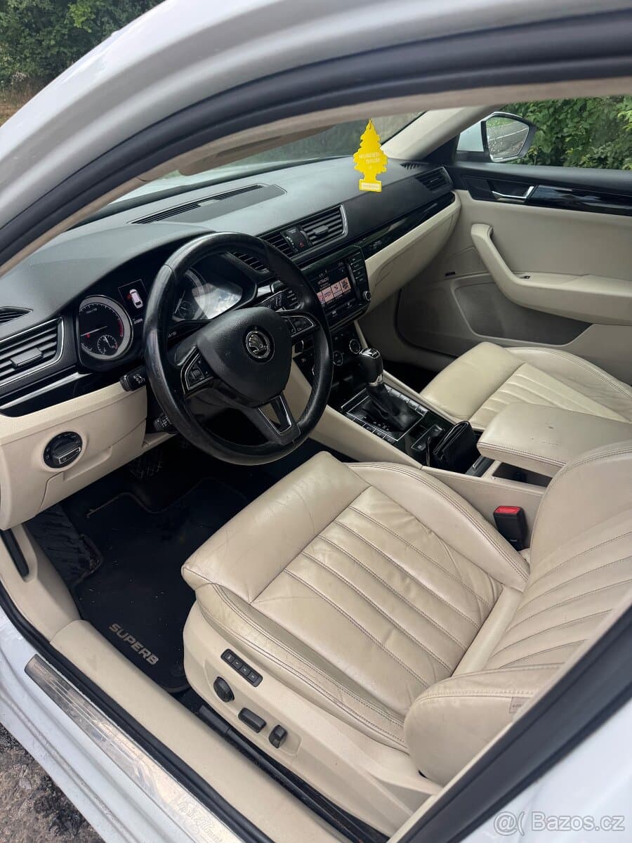 2017 Škoda SUPERB - 6