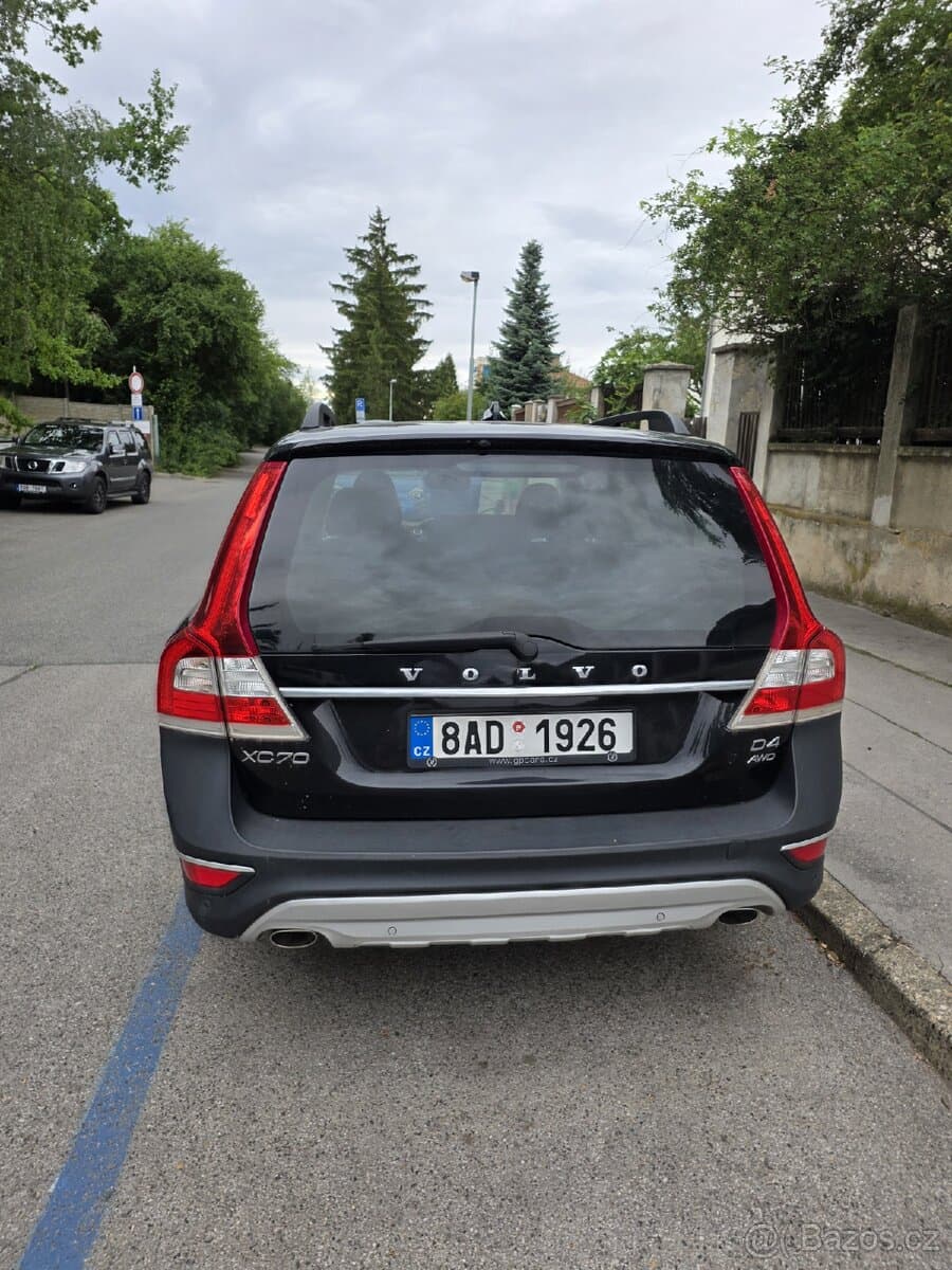 2015 Volvo XC70 - 6