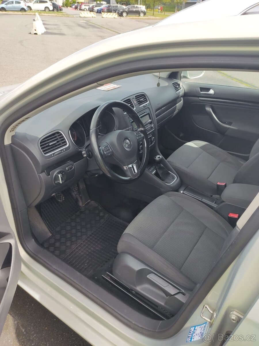 2011 Volkswagen GOLF - 6