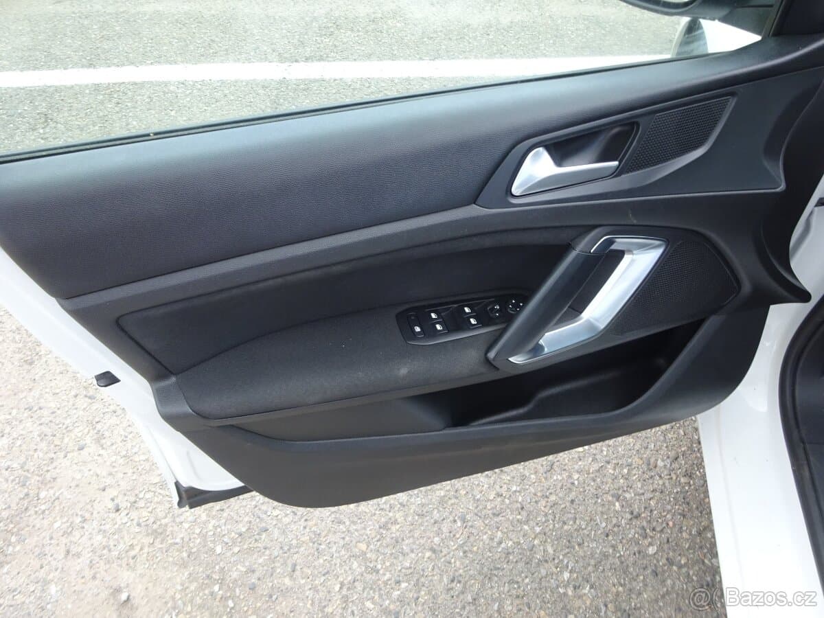 2018 Peugeot 308 - 6