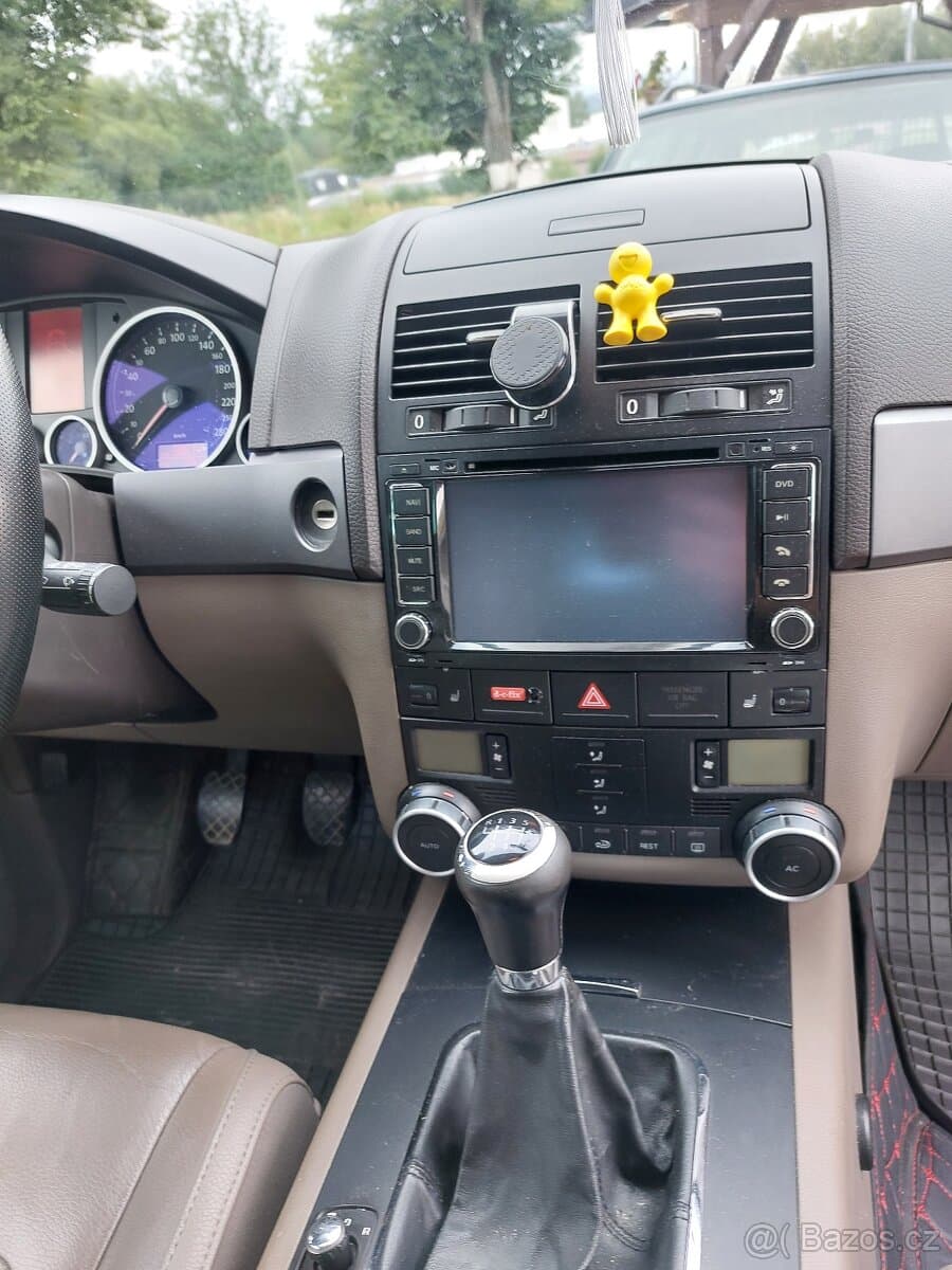 Volkswagen TOUAREG - 6