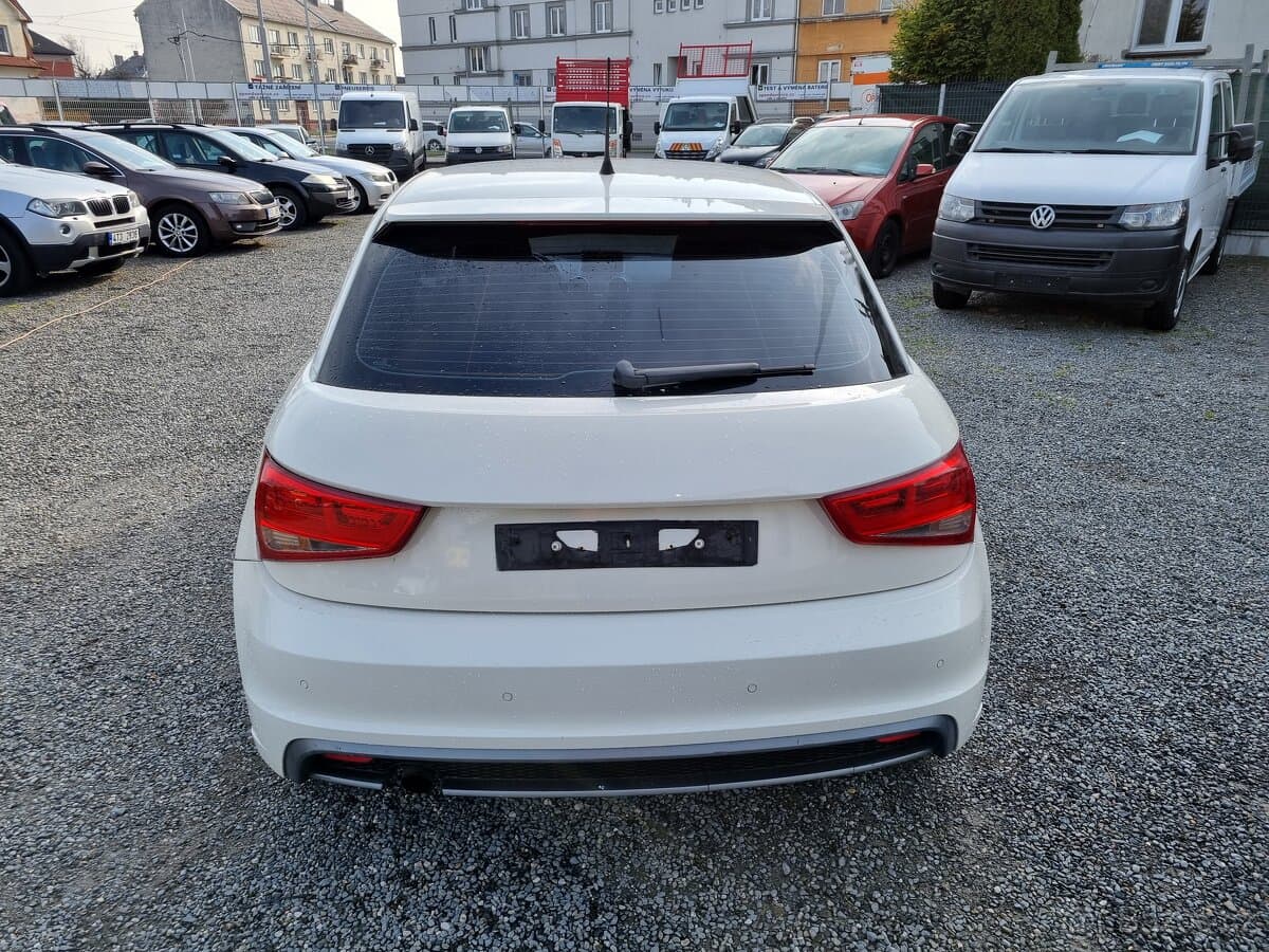 2010 Audi A1 - 6