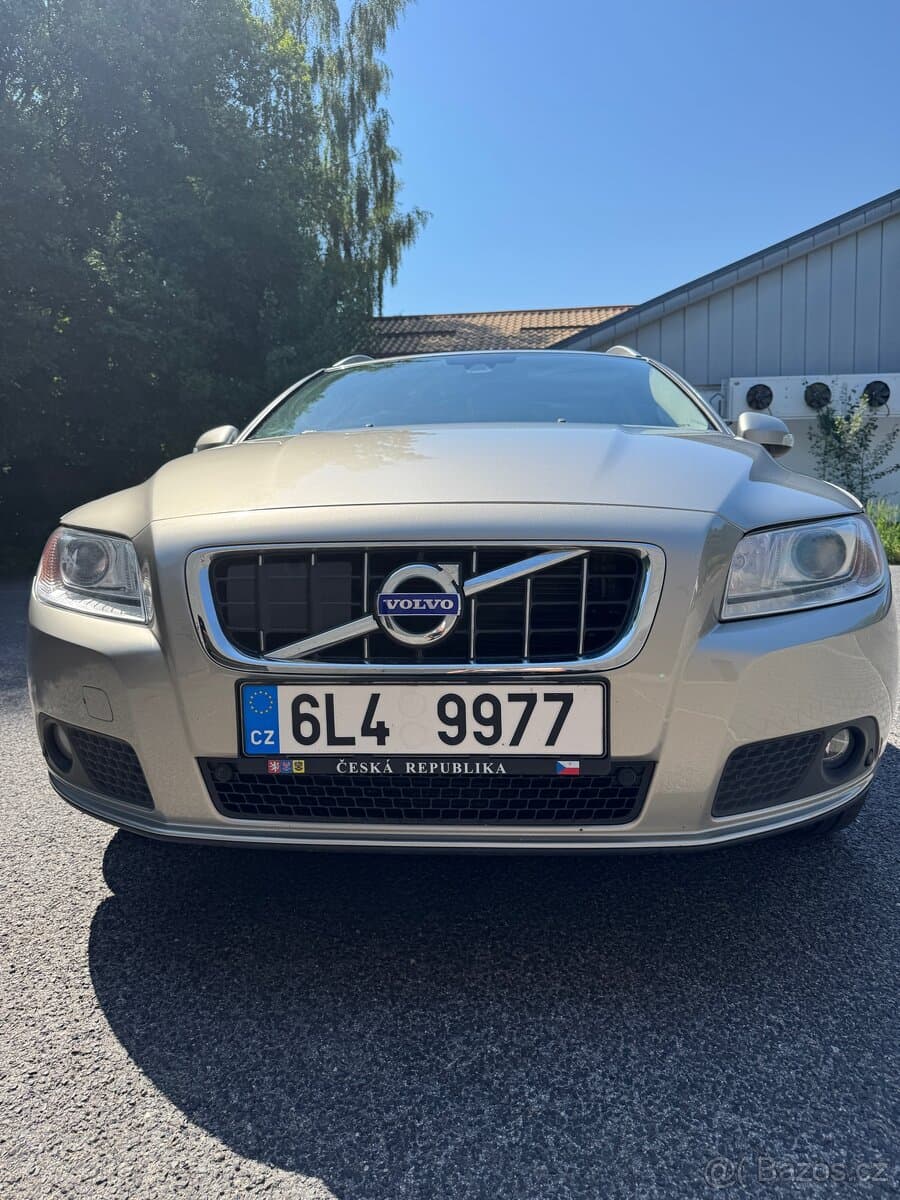 2008 Volvo V70 - 6