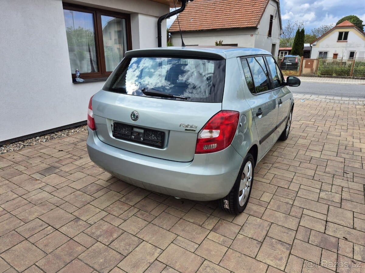 2010 Škoda FABIA - 6