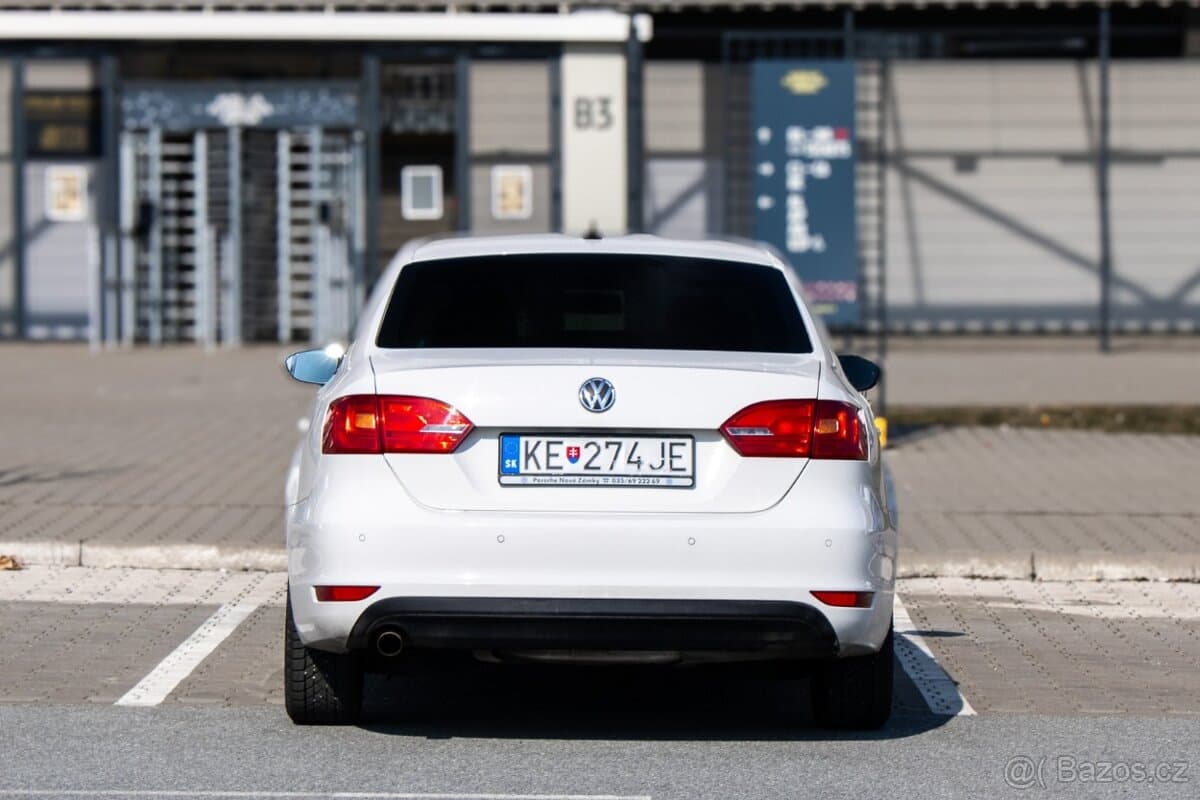 2013 Volkswagen JETTA - 6