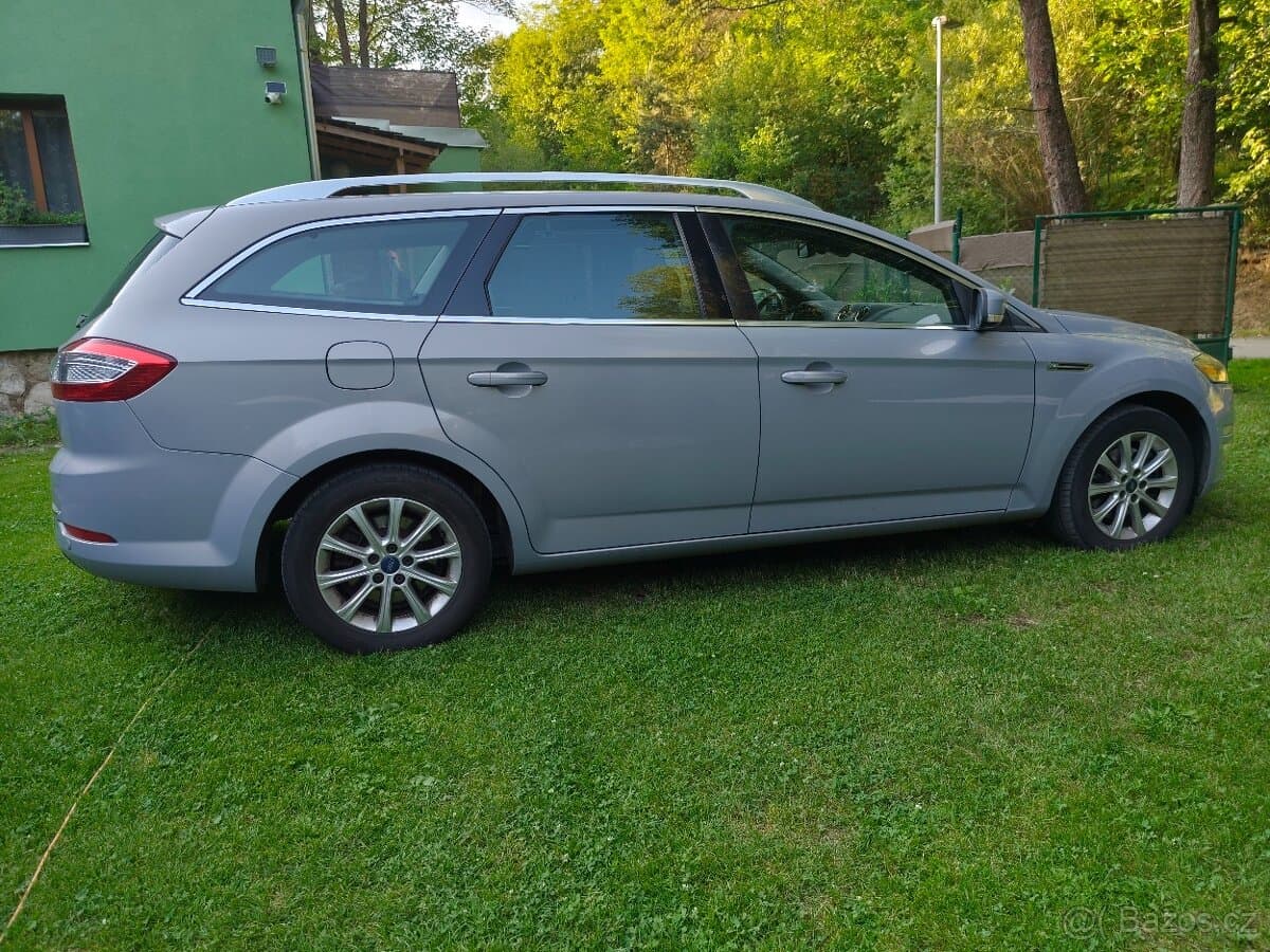 2011 Ford MONDEO - 6