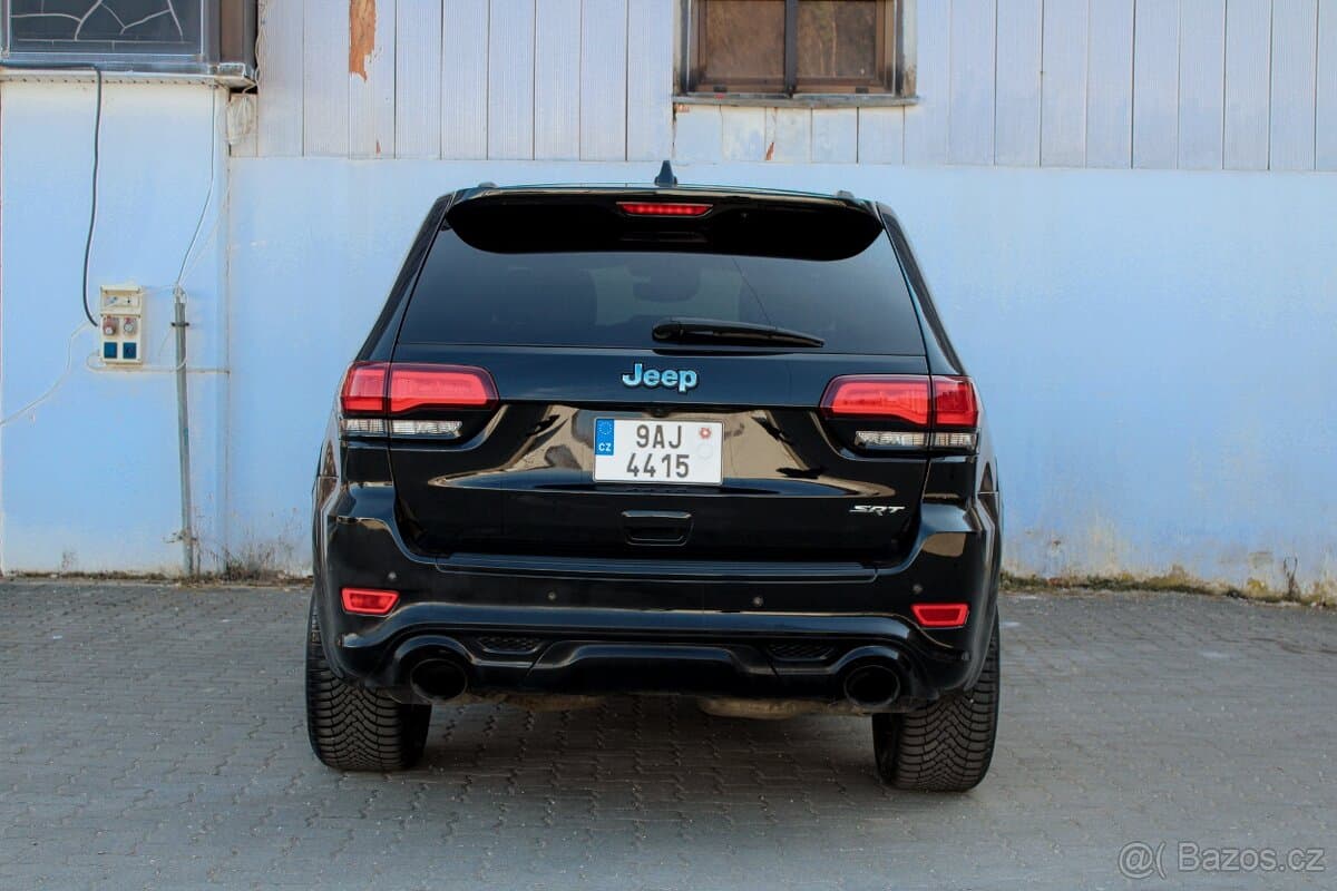 2017 Jeep CHEROKEE - 6