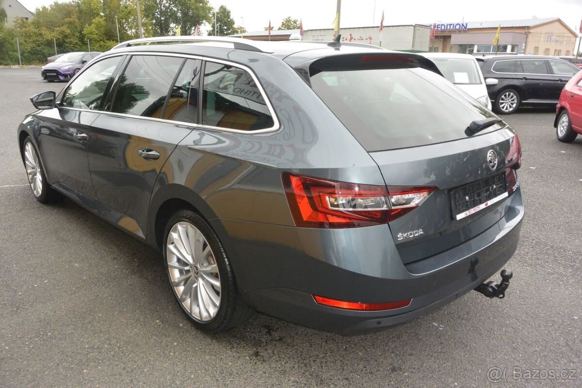 2019 Škoda SUPERB - 6