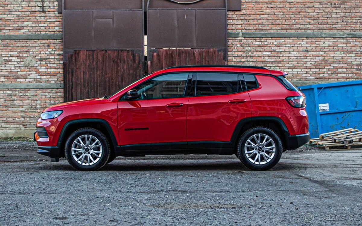 2023 Jeep COMPASS - 6