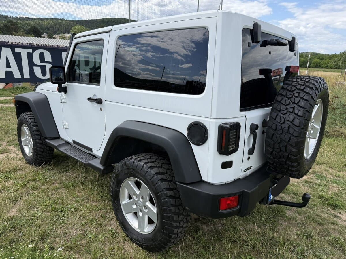 2015 Jeep WRANGLER - 6