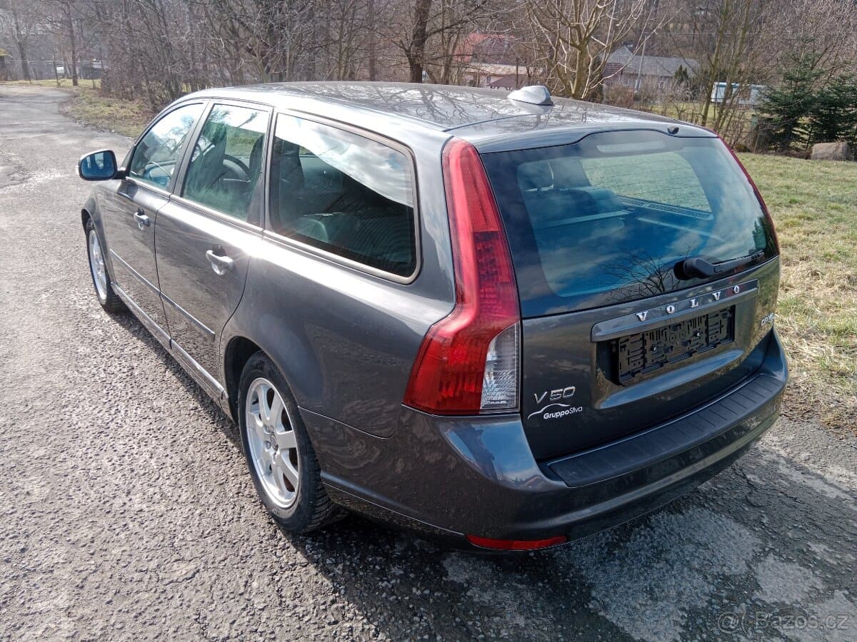2010 Volvo V50 - 6