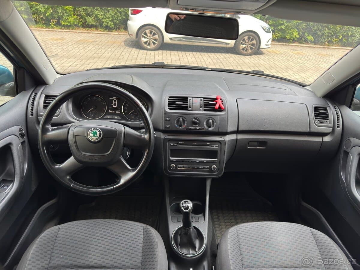 2010 Škoda FABIA - 6