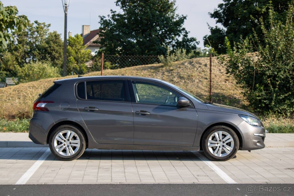 2017 Peugeot 308 - 6