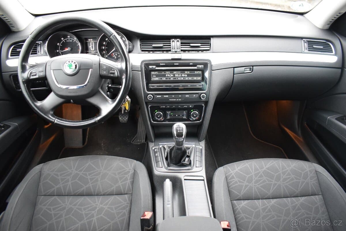 2011 Škoda SUPERB - 6