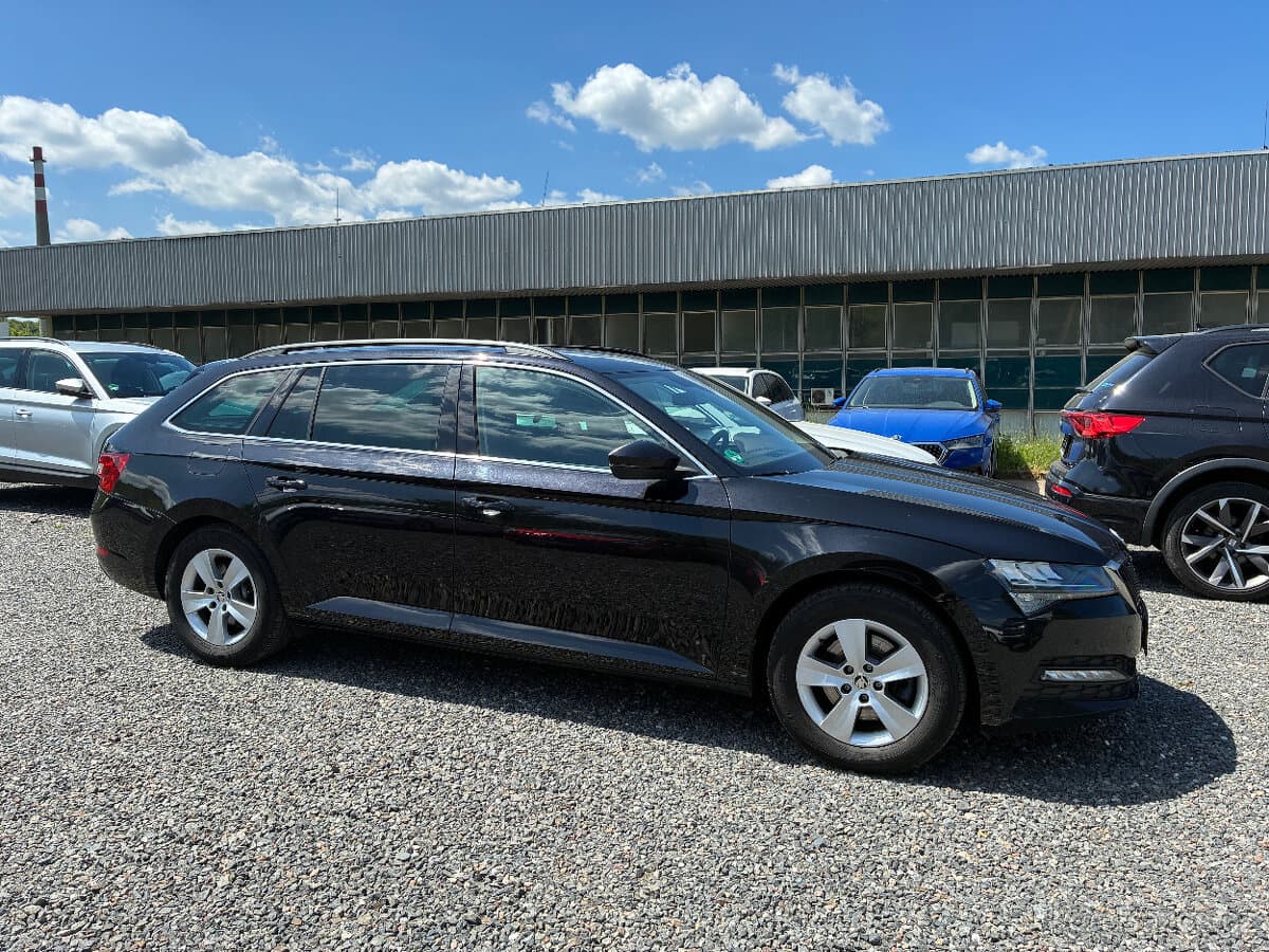 2023 Škoda SUPERB - 6