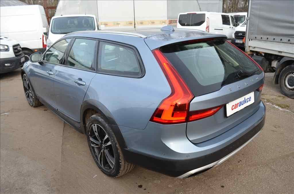 2017 Volvo V90 - 6