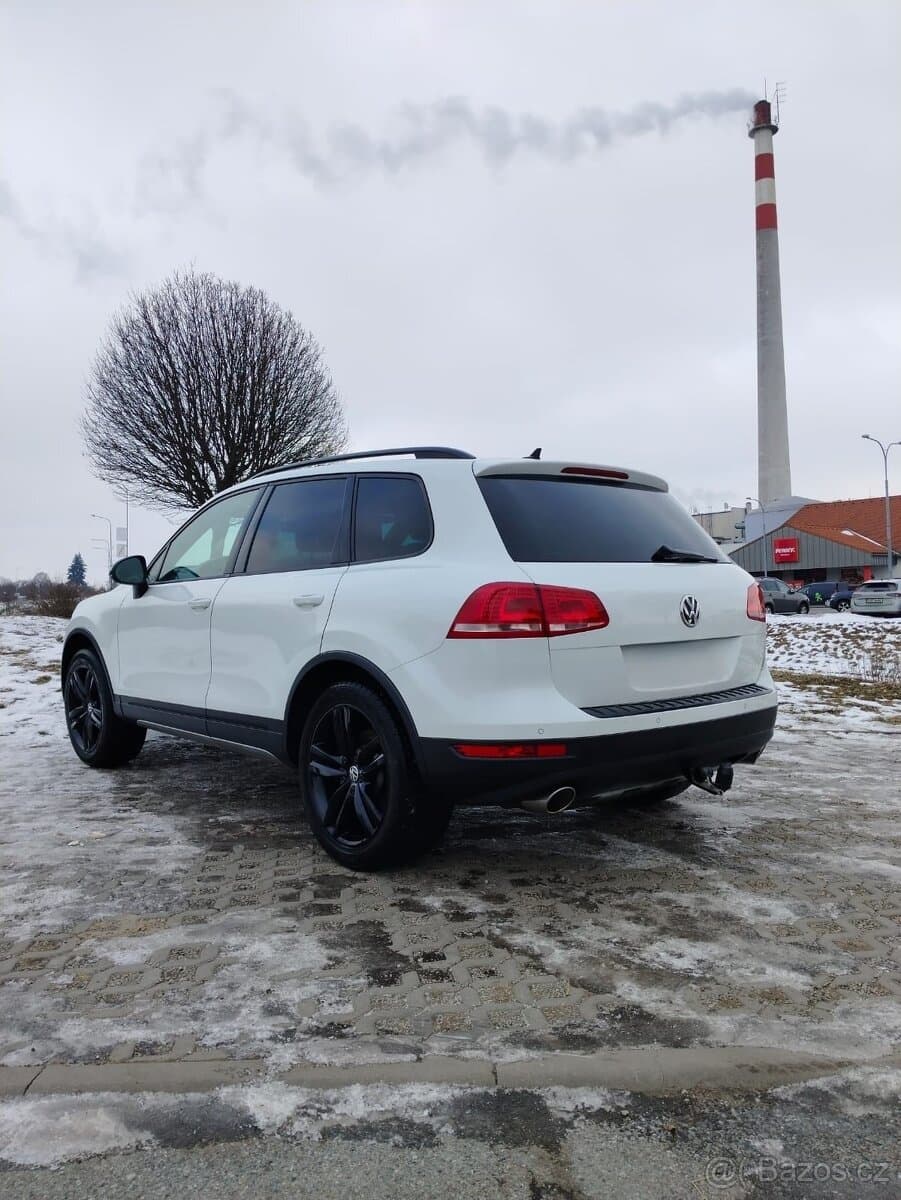 2013 Volkswagen TOUAREG - 6