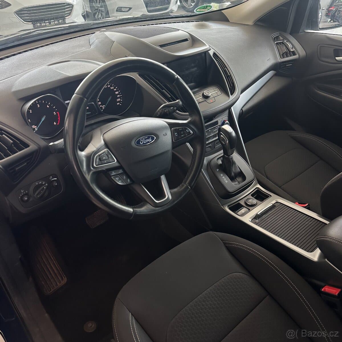 2019 Ford KUGA - 6