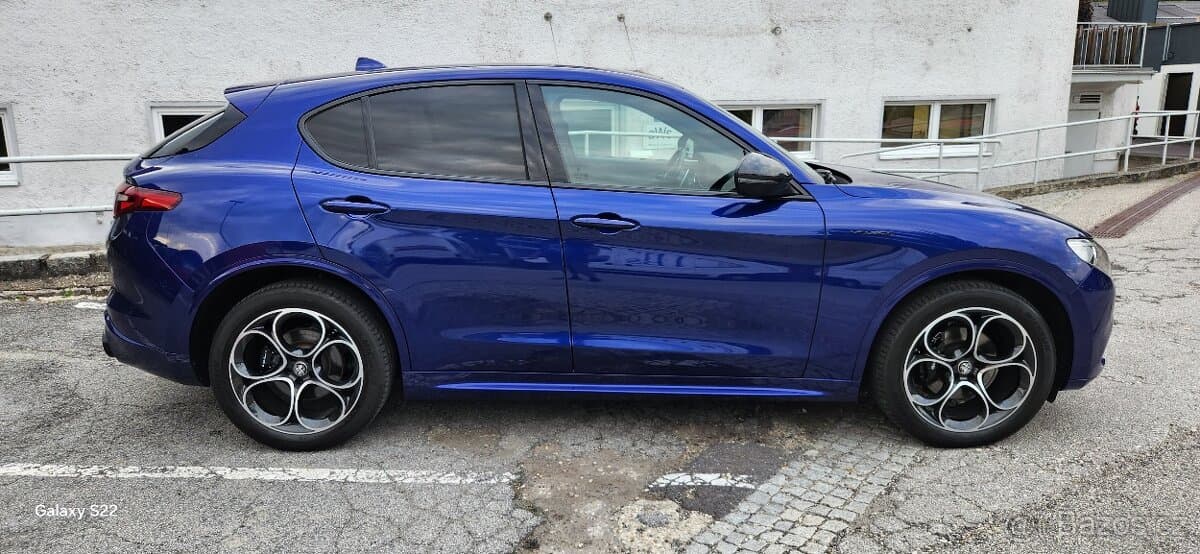 2021 Alfa Romeo STELVIO - 6
