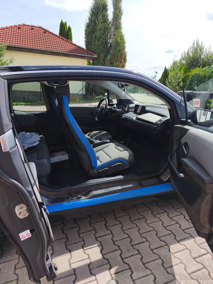 2021 BMW i3 - 6