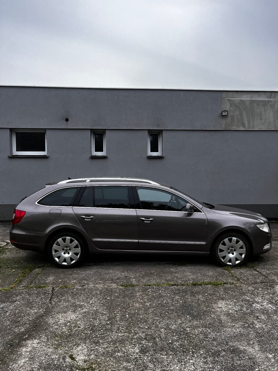 2010 Škoda SUPERB - 6
