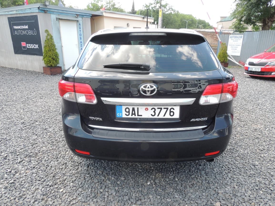 2012 Toyota AVENSIS - 6