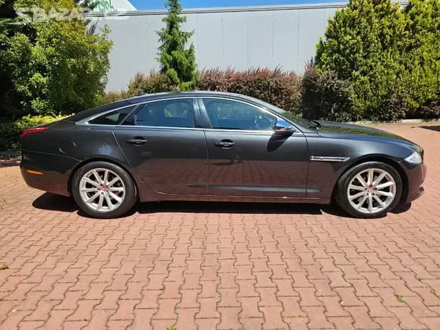2015 Jaguar XJ - 6