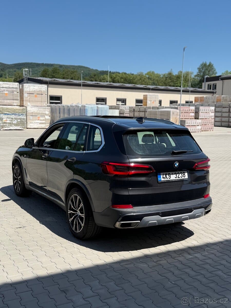 2019 BMW X5 - 6
