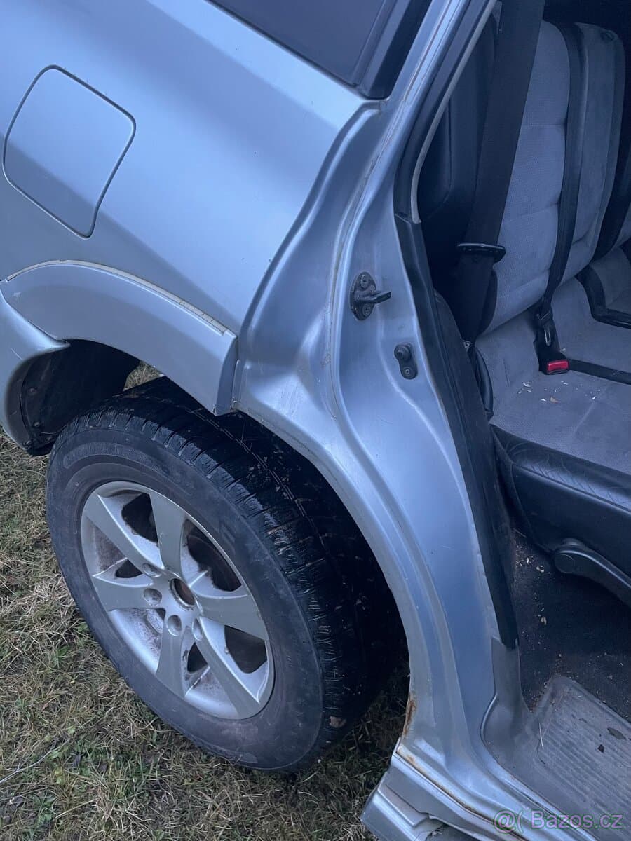 2006 Mitsubishi PAJERO - 6