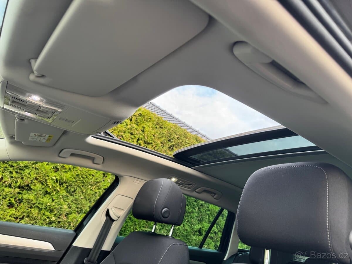 2018 Volkswagen PASSAT - 6