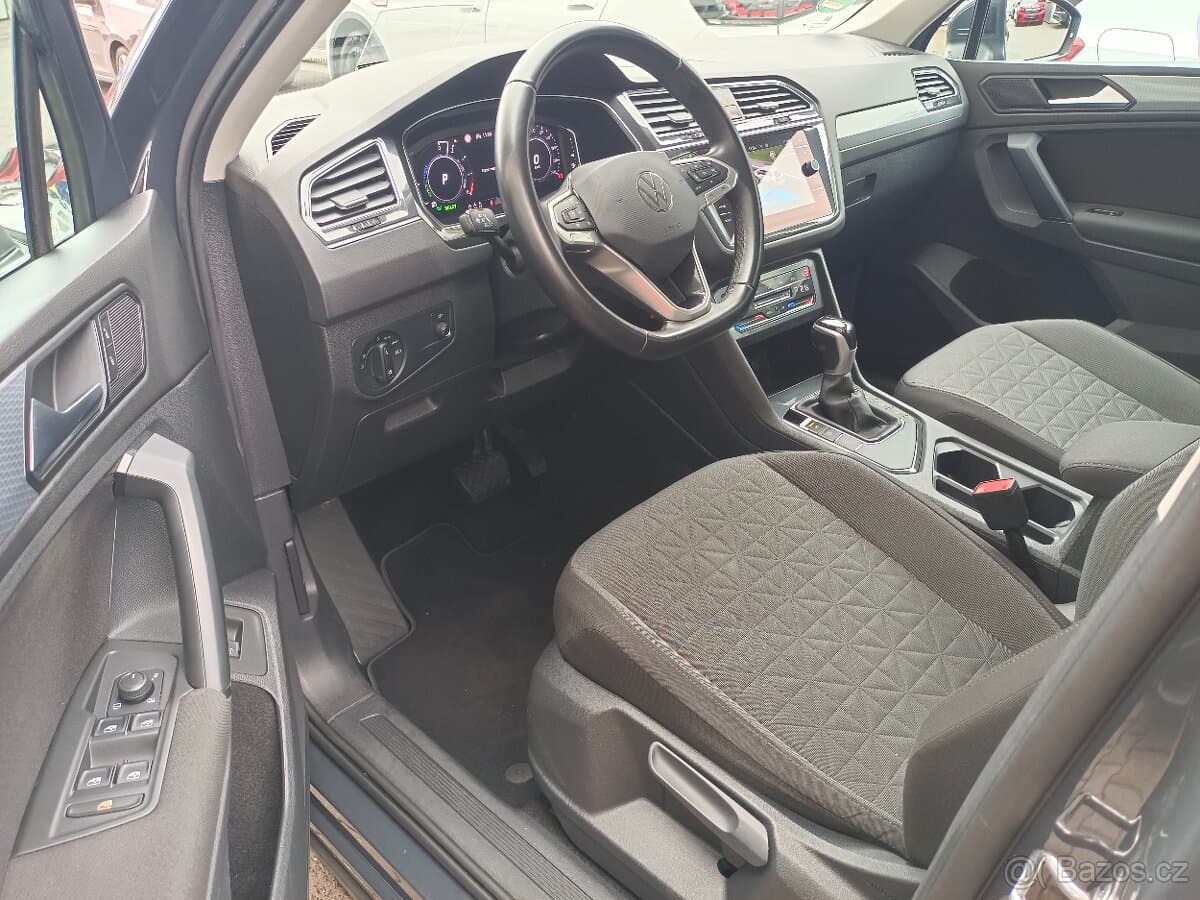 2021 Volkswagen TIGUAN - 6