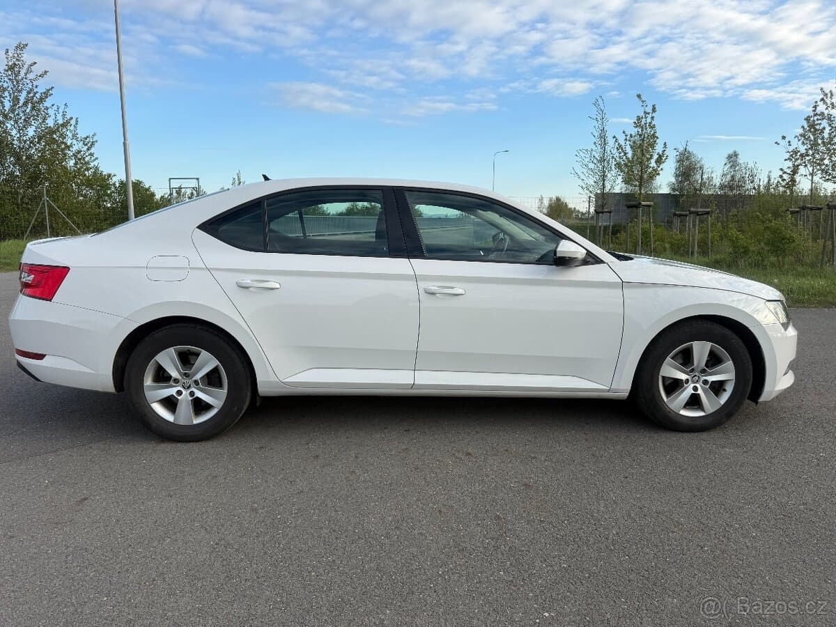 2017 Škoda SUPERB - 6