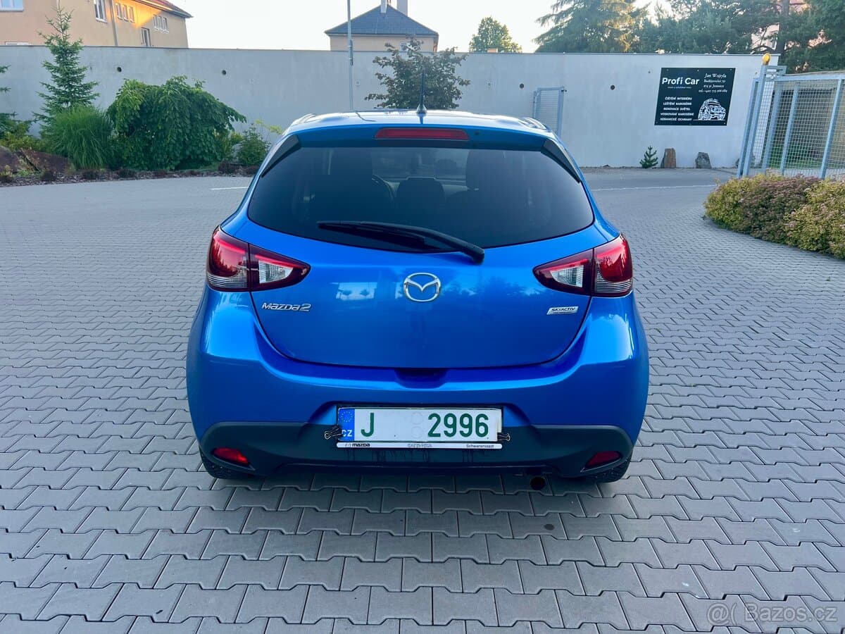 2015 Mazda 2 - 6