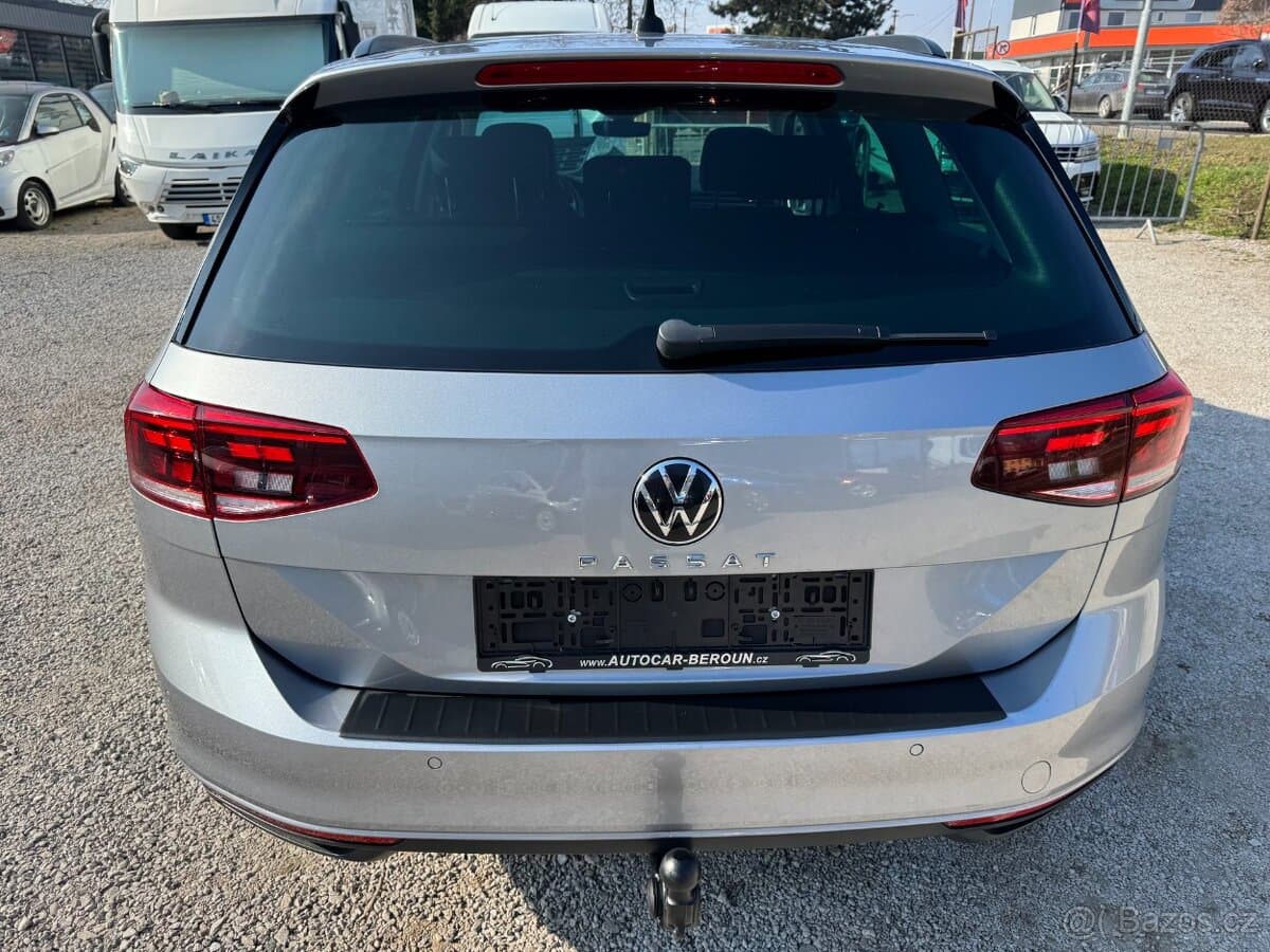 2021 Volkswagen PASSAT - 6