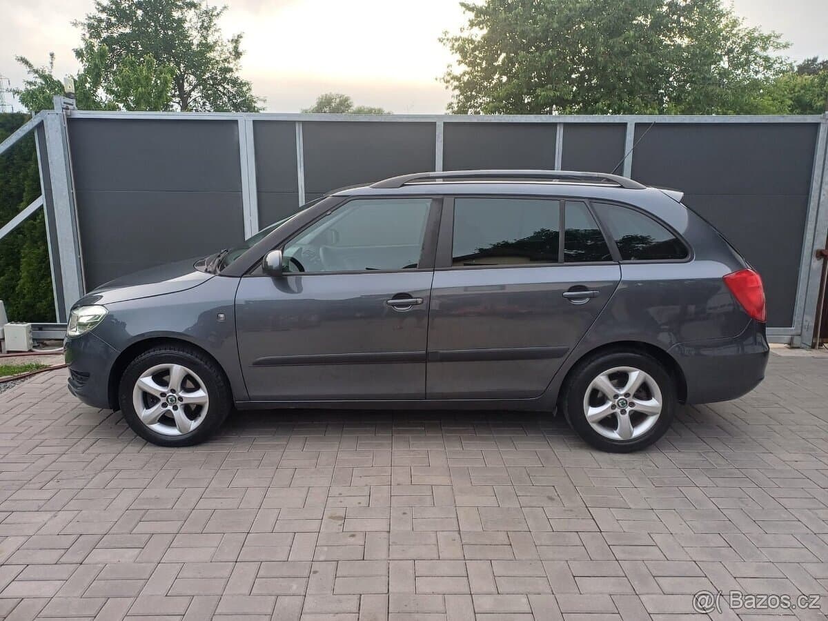 2011 Škoda FABIA - 6