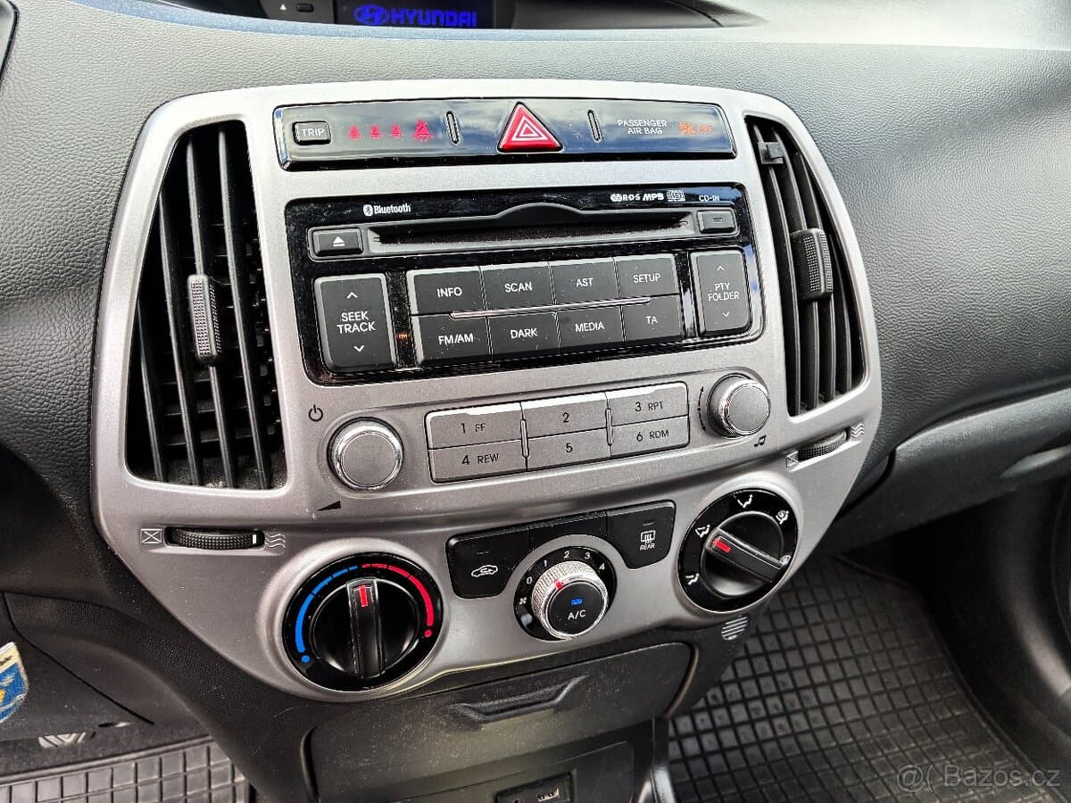 2014 Hyundai i20 - 6