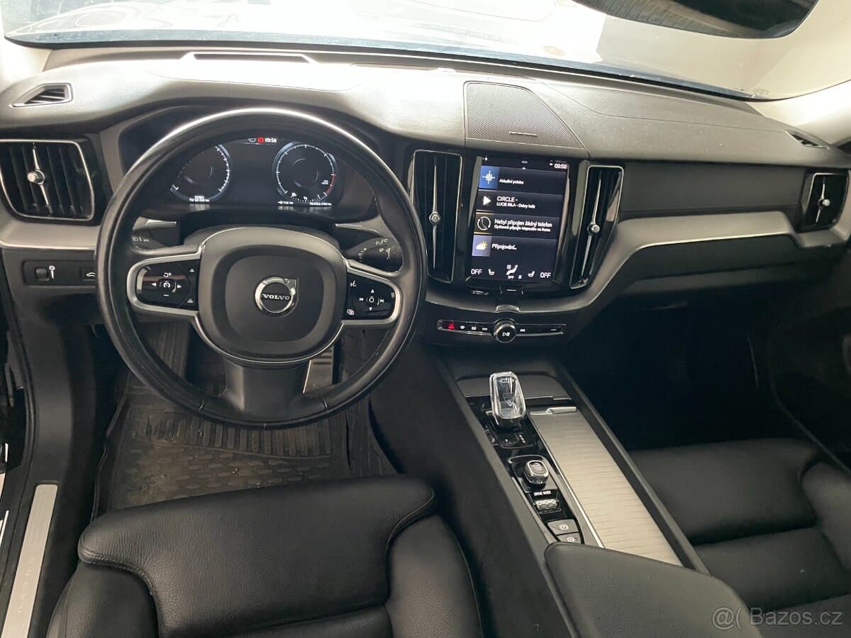2021 Volvo XC60 - 6