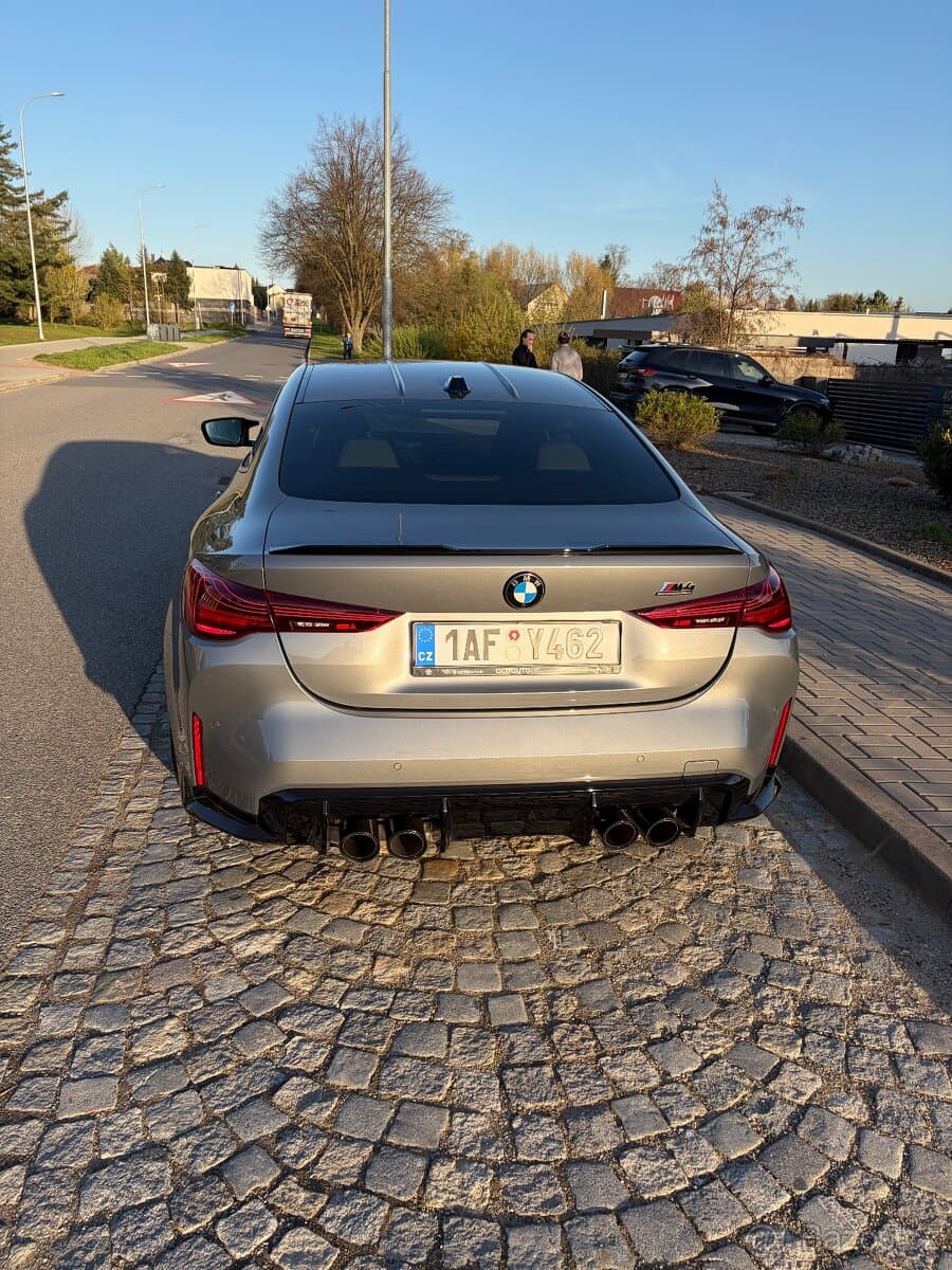 2024 BMW M4 - 6