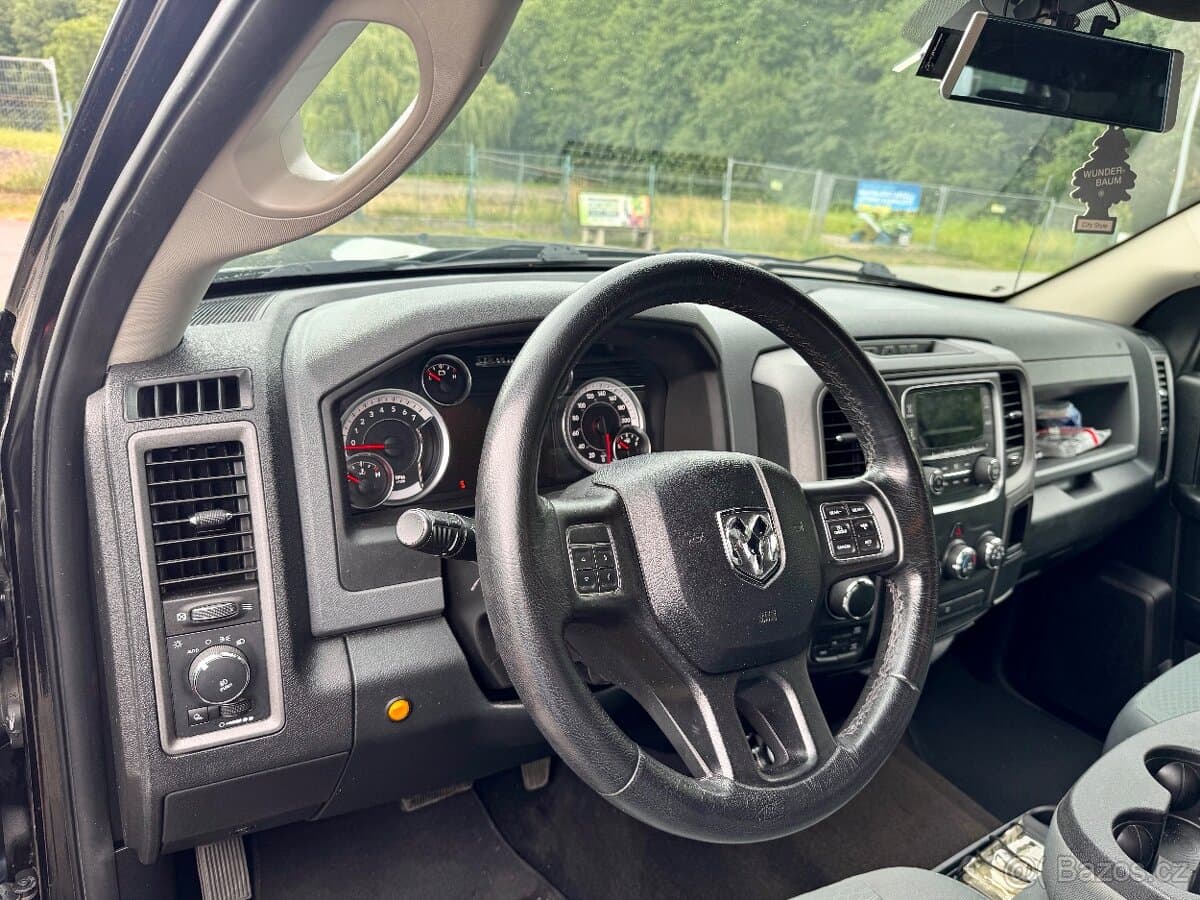 RAM 1500 - 6