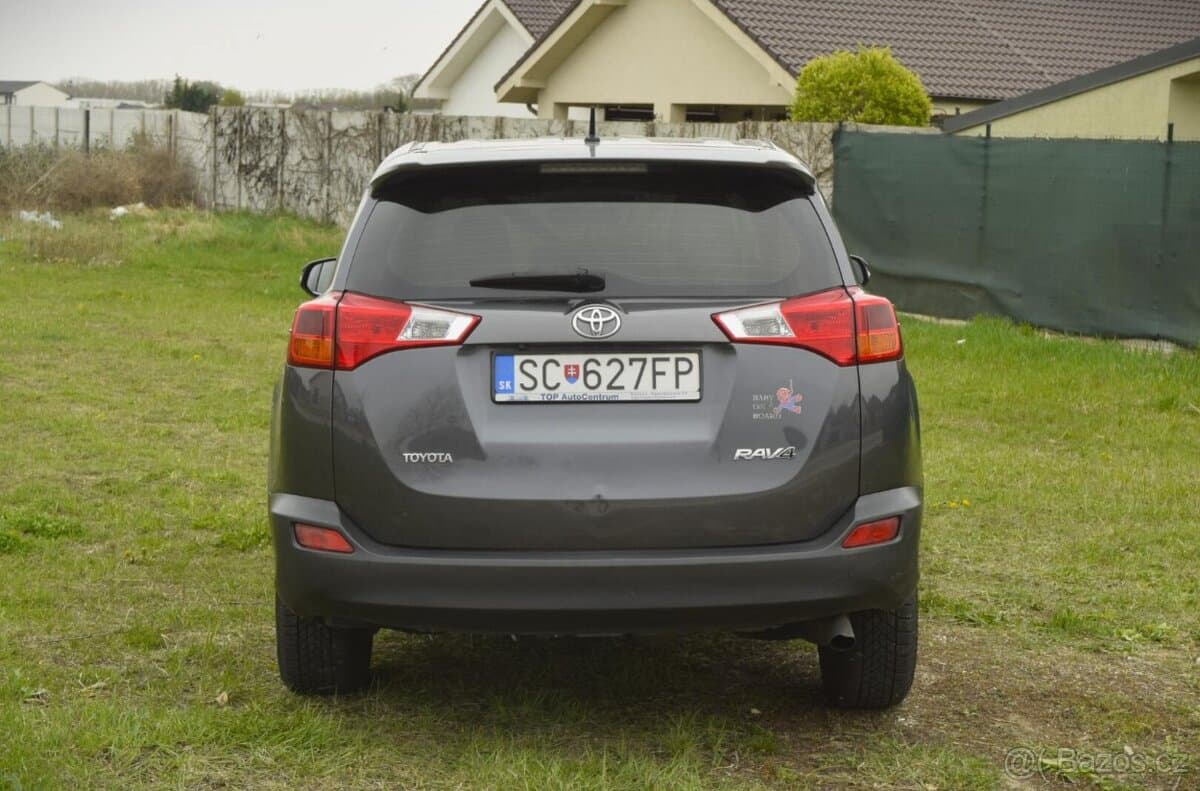 2014 Toyota RAV4 - 6