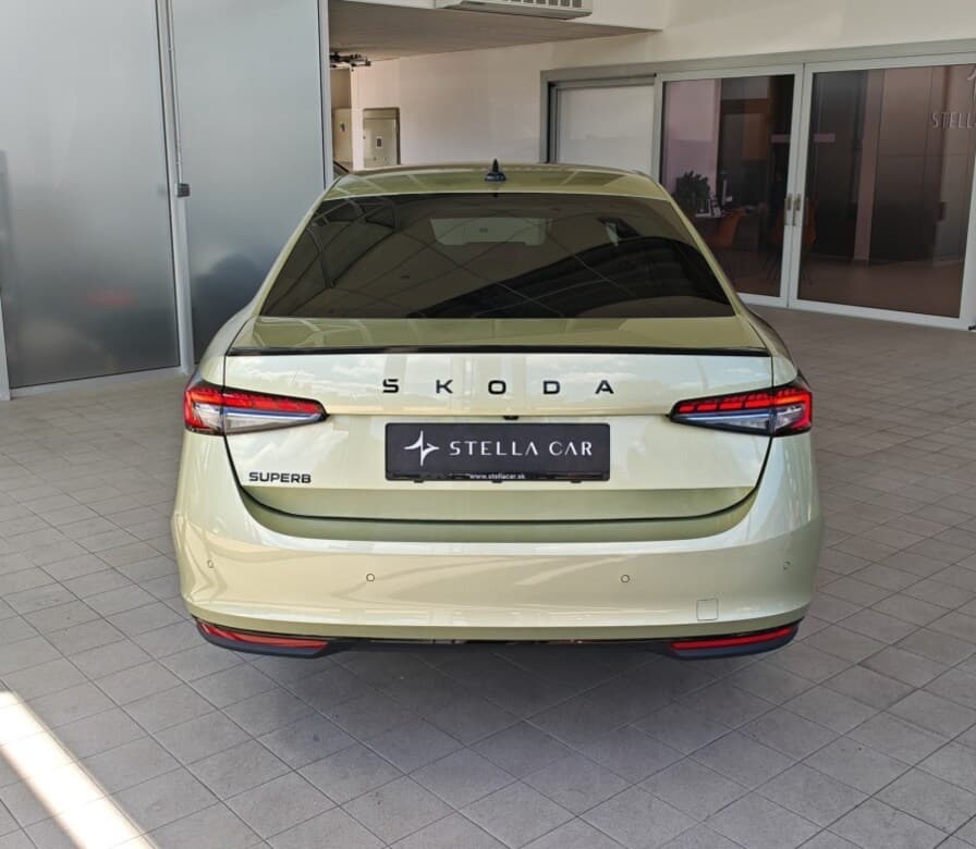 2025 Škoda SUPERB - 6