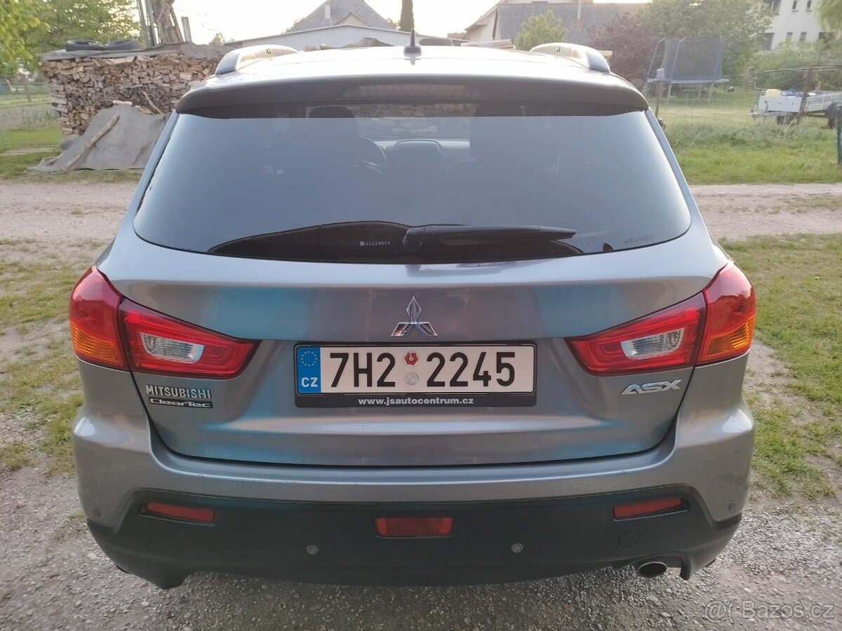 2011 Mitsubishi ASX - 6