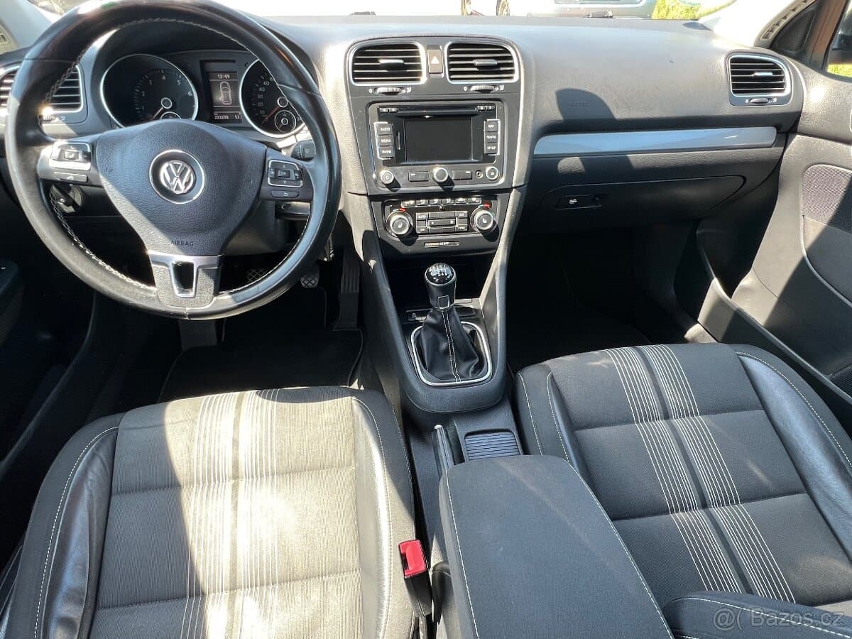 2012 Volkswagen GOLF - 6